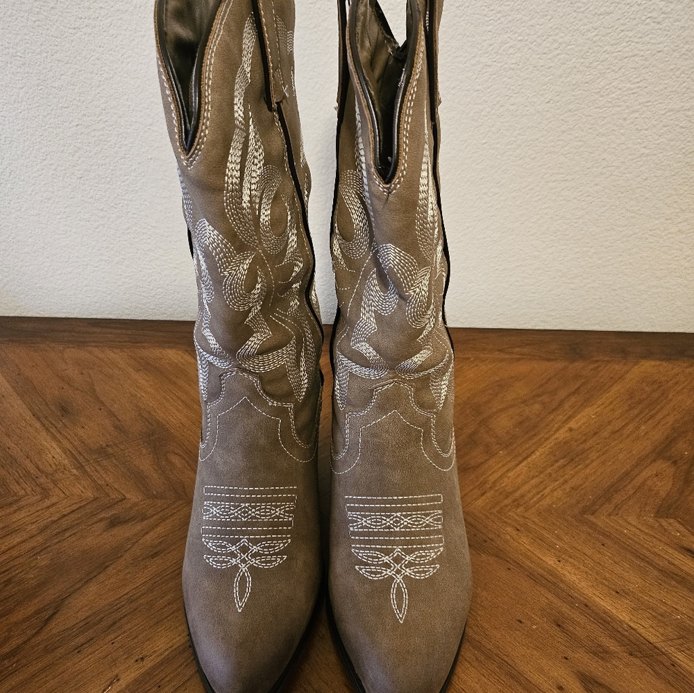 FLEX WEST  WOMEN SIZE 8.5M COWBOY BOOTS BEIGE/TAUPE